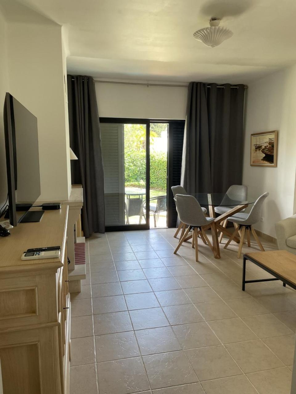 Apartamentos Santa Teresinha 알보르 외부 사진