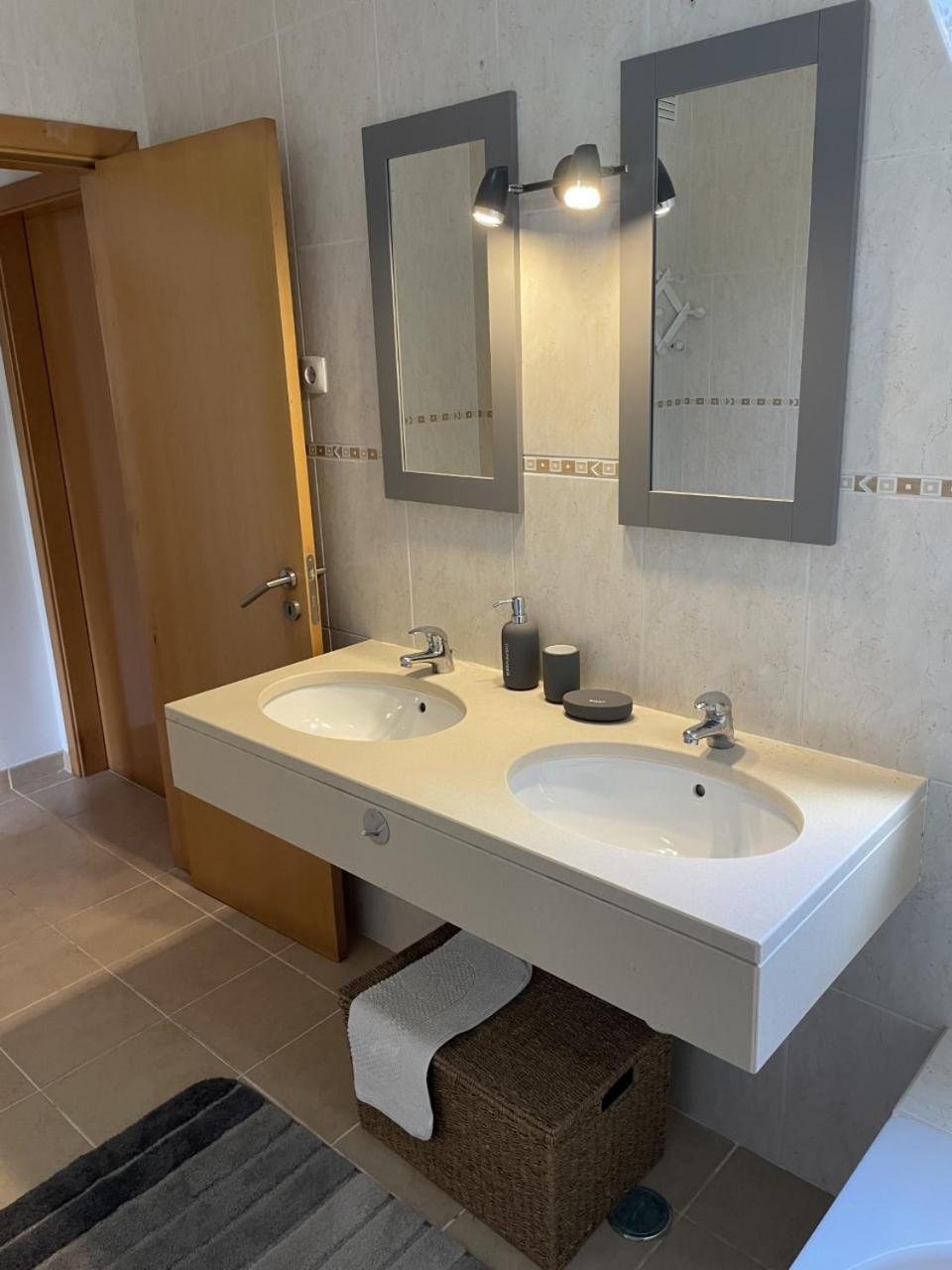 Apartamentos Santa Teresinha 알보르 외부 사진