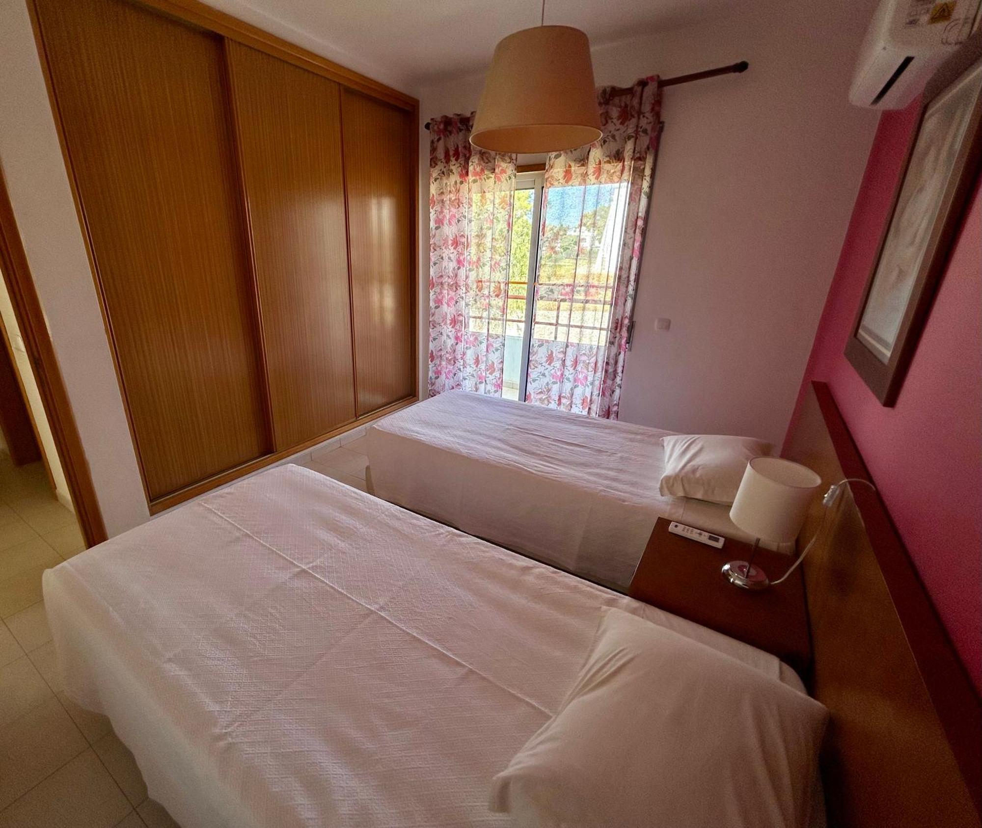 Apartamentos Santa Teresinha 알보르 외부 사진