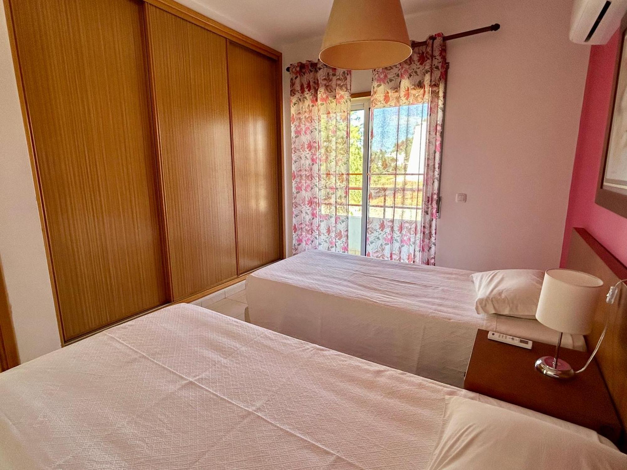 Apartamentos Santa Teresinha 알보르 외부 사진