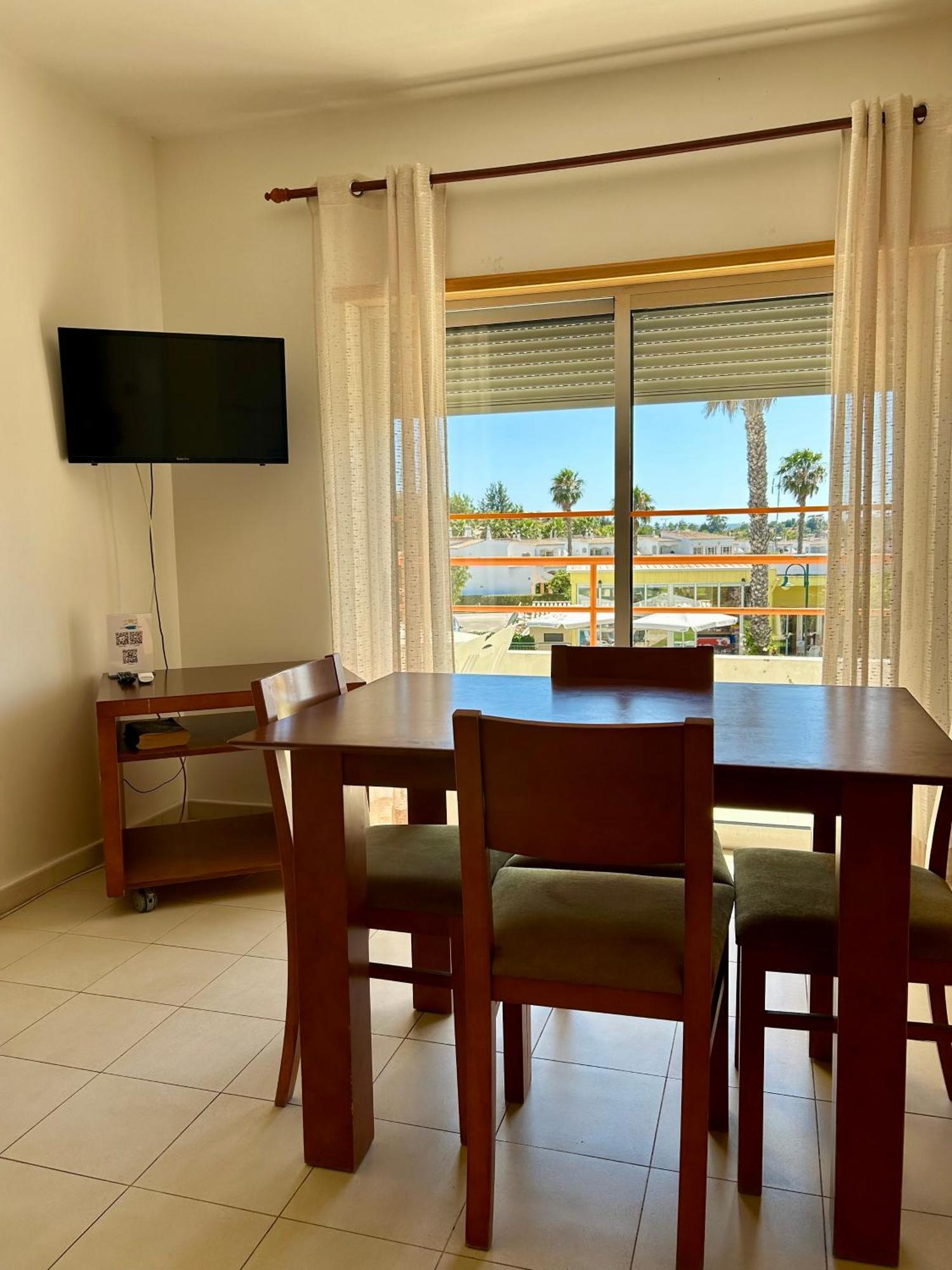 Apartamentos Santa Teresinha 알보르 외부 사진